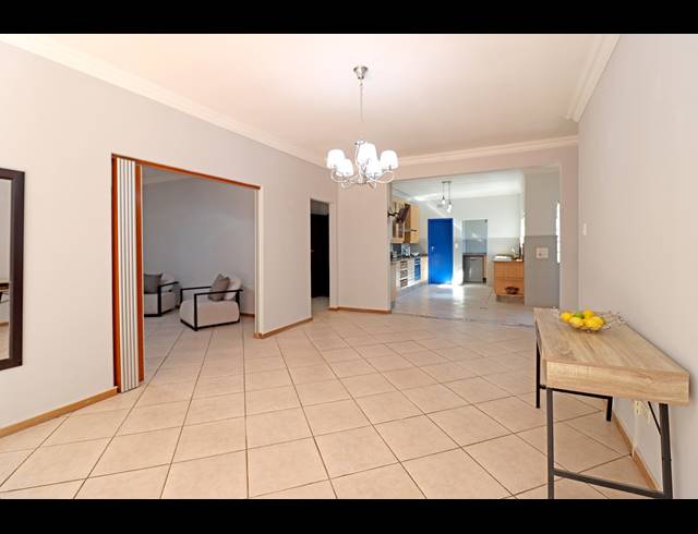 4 BEDROOM HOUSE FOR SALE IN HURLINGHAM
